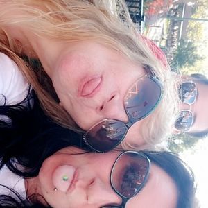 Meet your Posher, Brenda